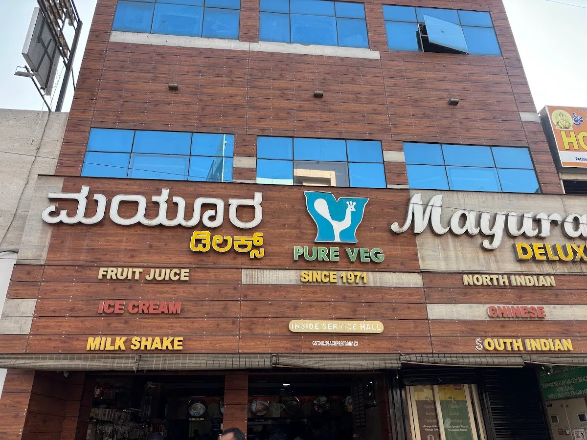 Hotel Mayura Deluxe, MG Road, Lakshmishanagara